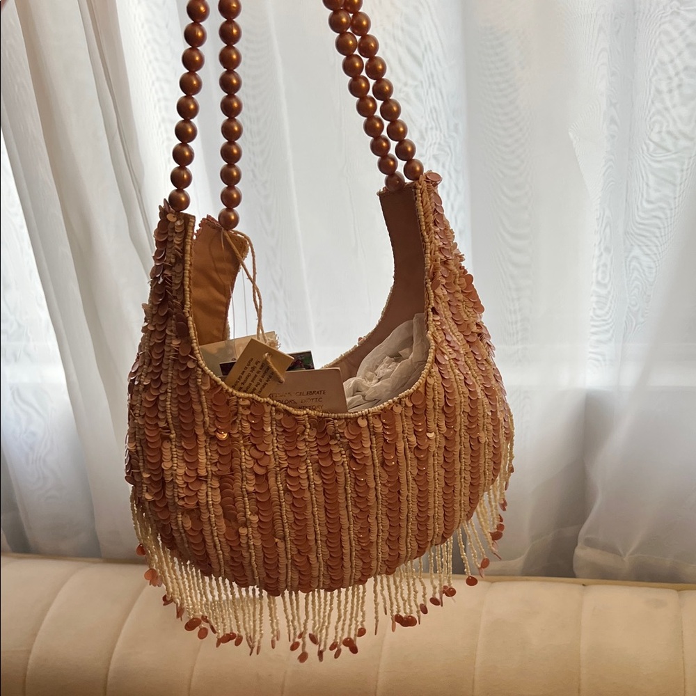 Elegant Beaded Tan Handbag - Picture 3 of 7